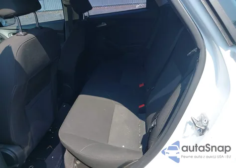 2016 Ford Focus Se from USA, damaged, VIN 1FADP3K2XGL279131